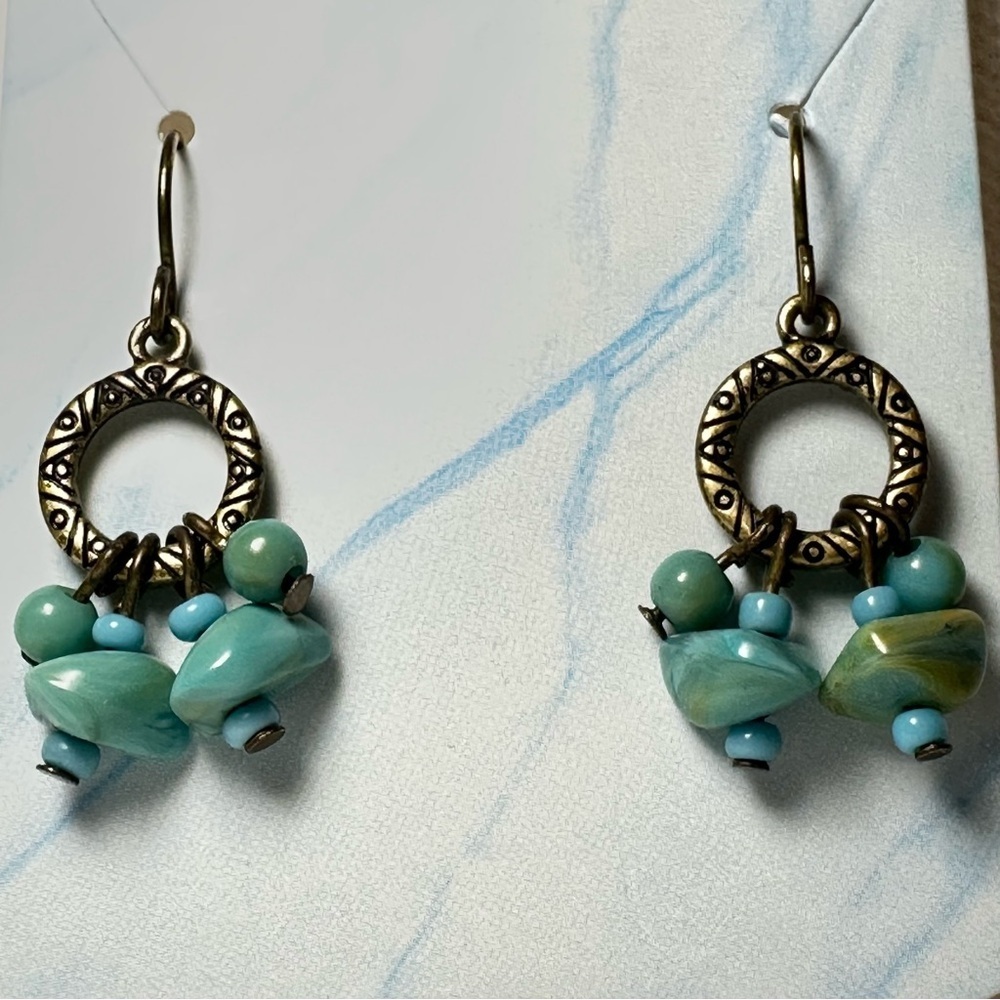 Avon Blissful Blues Turquoise Beaded Drop Earrings With Debossed Metal Southwest - Picture 2 of 6